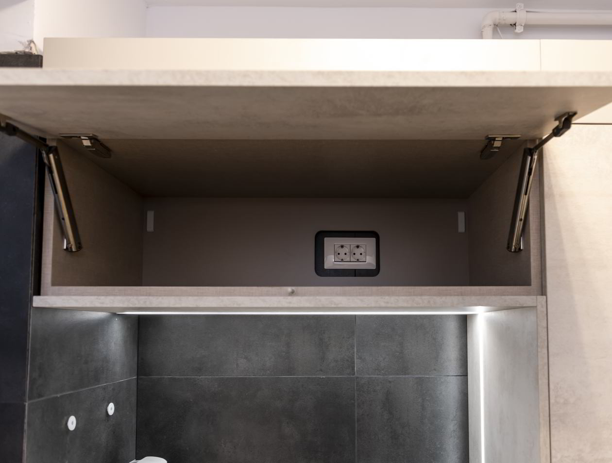 Proiect mobila Bucatarie pe doi pereti, semi-masa integrata, 11m², L 666 x H 240cm, 16 Mai 2020, Realizat COD.9664