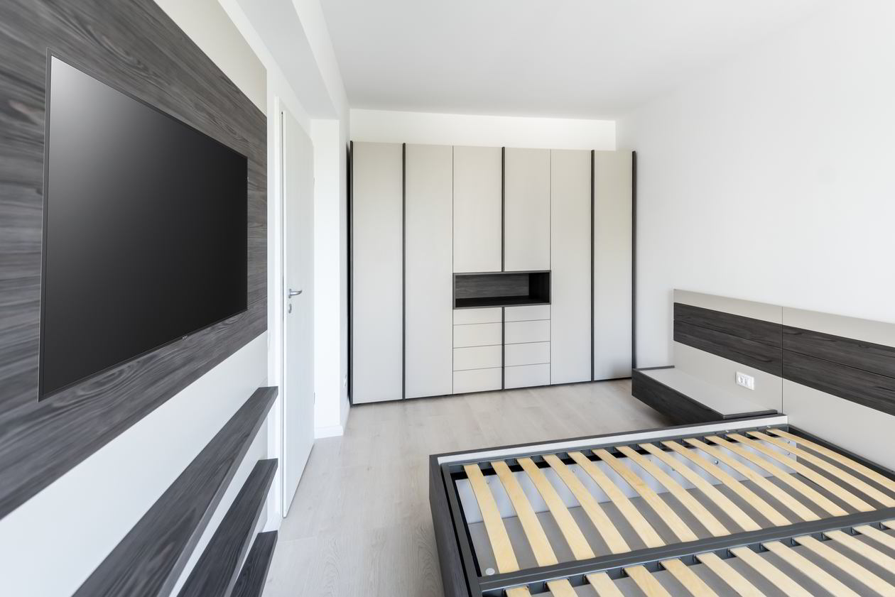 Proiect mobila Dormitor oaspeti, cu dulap, pat central, compozitie mica pentru TV, placare perete, 15m², realizat 22 Mai 2020 COD.9895