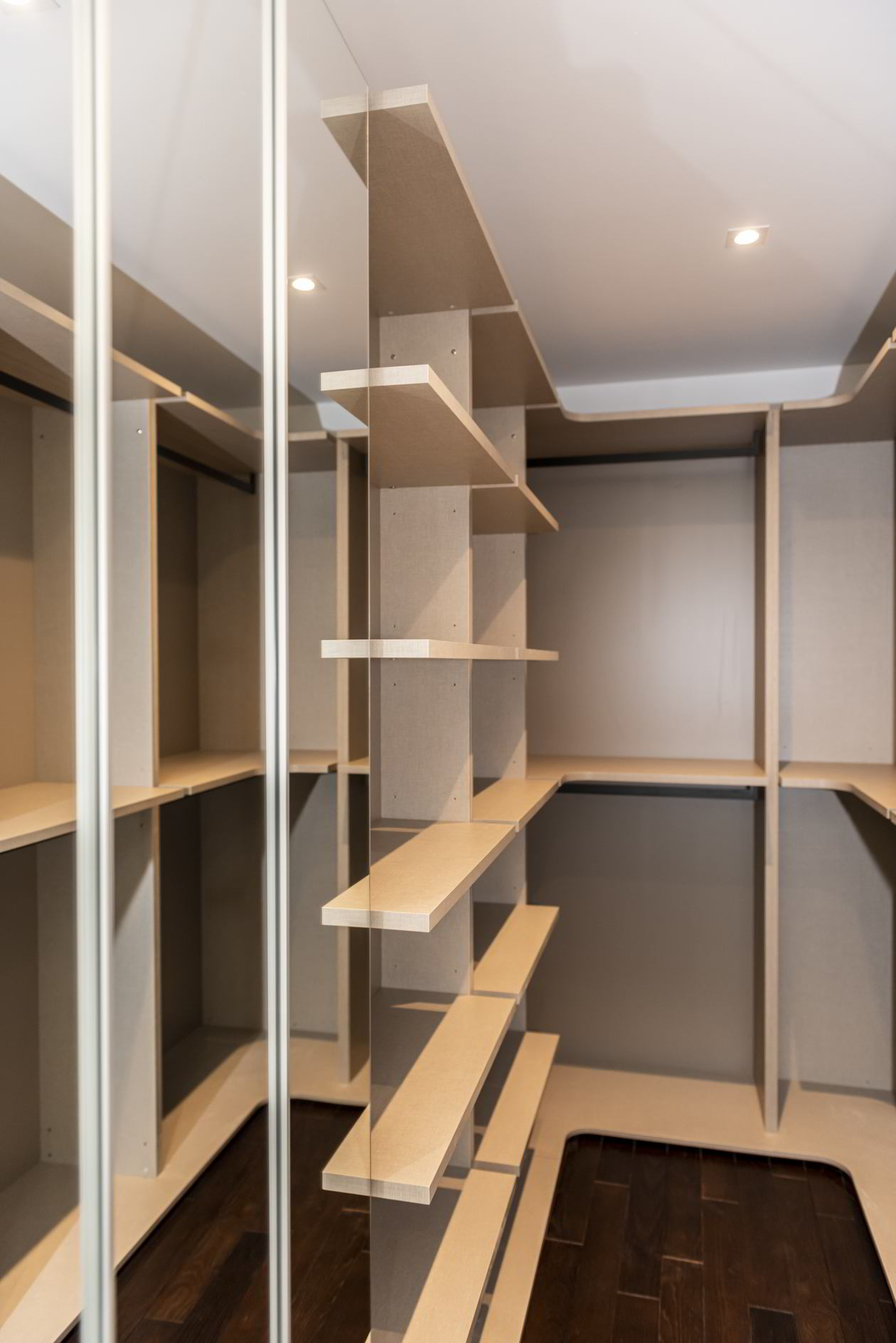 Proiect mobila Dressing-Room, pe patru pereti, 36m², L 2800 x H 229cm, 18 August 2020, Realizat COD.11279