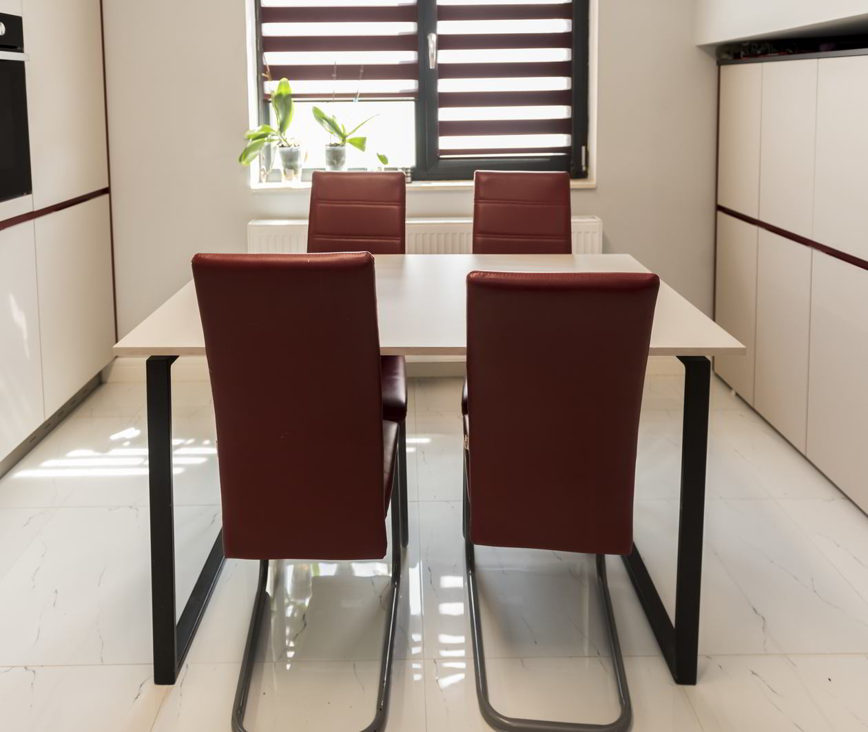 Mobila Bucatarie pe un perete, unita cu Living-Room, 25m², L 457 x H 242cm — foto 2 din 7