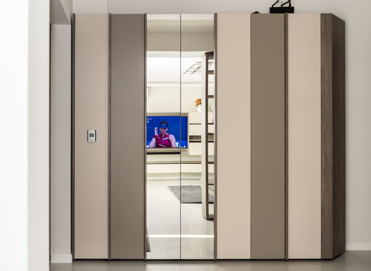 Proiect mobila Hol unit cu Living-Room, legat cu Casa Scarii, cu dulap, sistem inchidere cu usi batante, biblioteca integrata, 10m², realizat 22 Iunie 2021 COD.13221