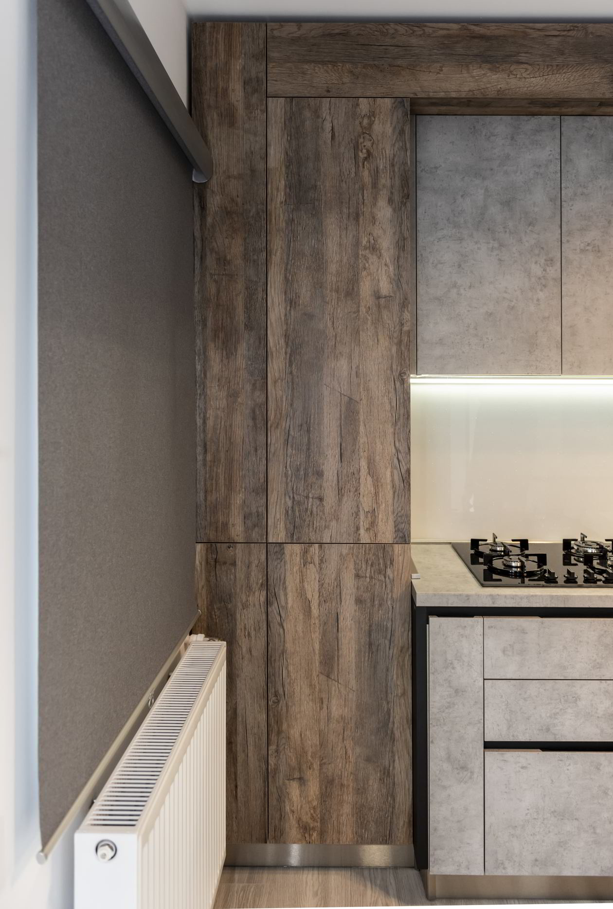 Proiect mobila Bucatarie pe patru pereti, fara manere, pana in tavan, cu masa integrata extractabila, 12m², L 933 x H 260cm, 25 Iunie 2021, Realizat COD.13230