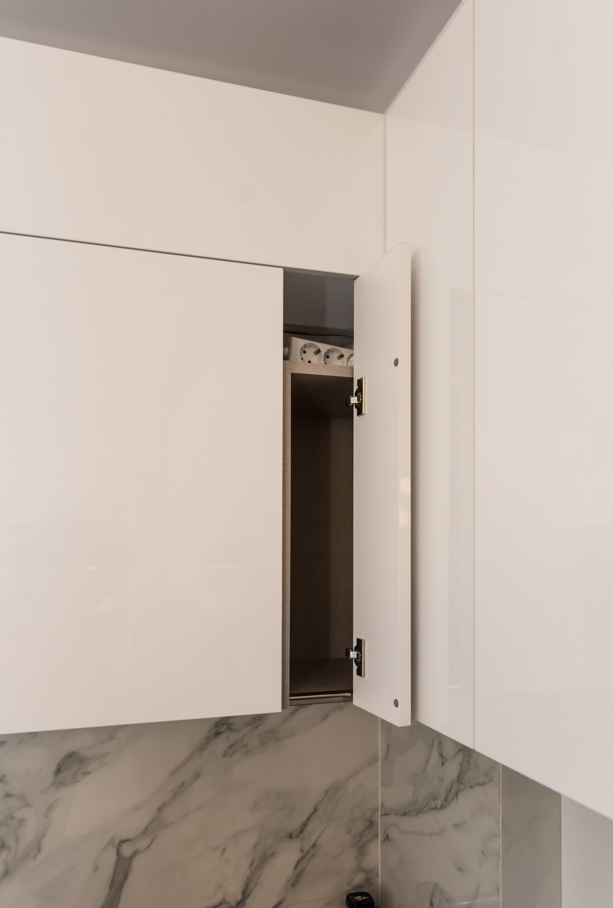 Proiect mobila Bucatarie pe doi pereti, 19m², realizat 28 Iulie 2021 COD.13306