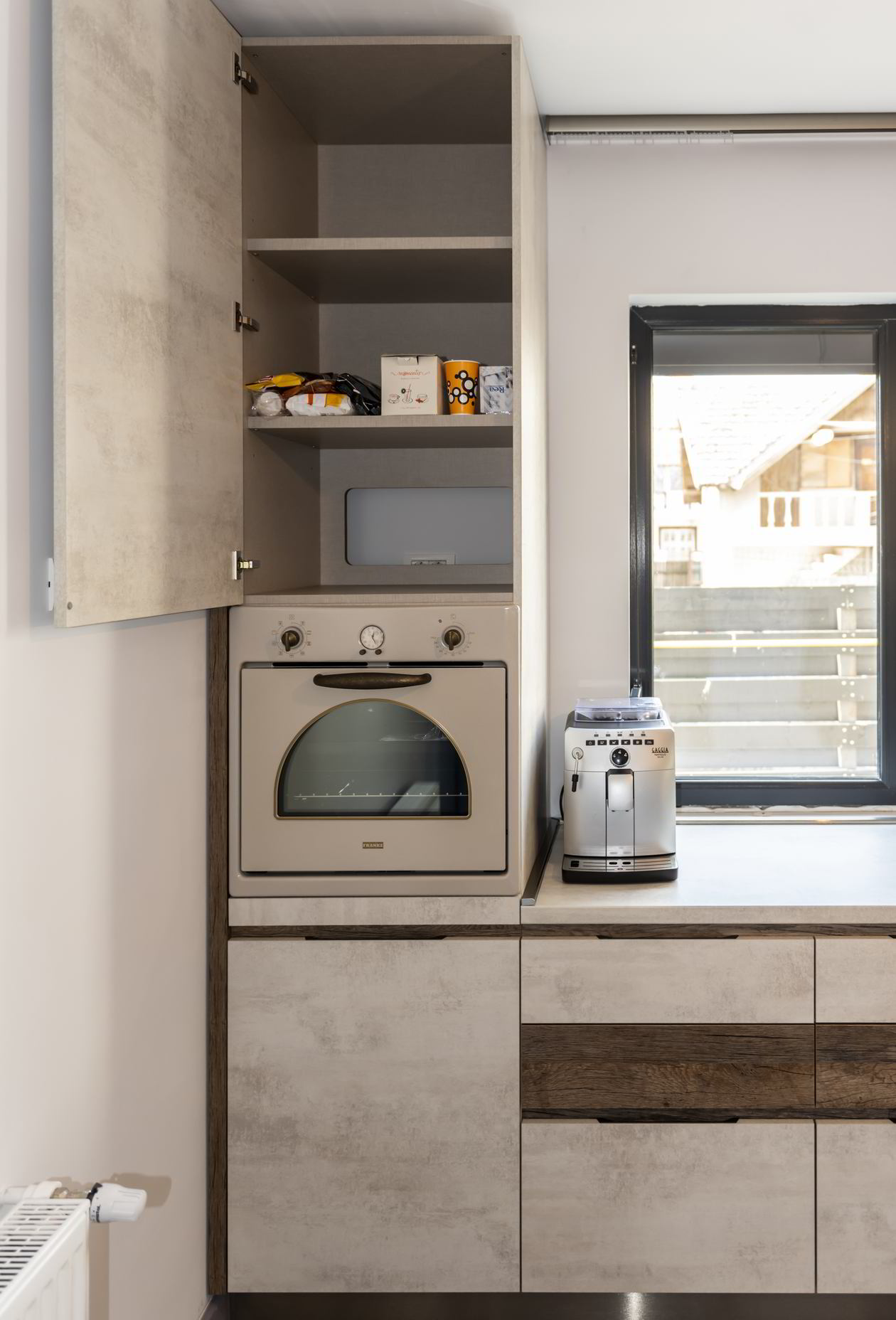 Proiect mobila Bucatarie pe colt, pana in tavan, 10m², L 625 x H 269cm, 09 Septembrie 2021, Realizat COD.13376