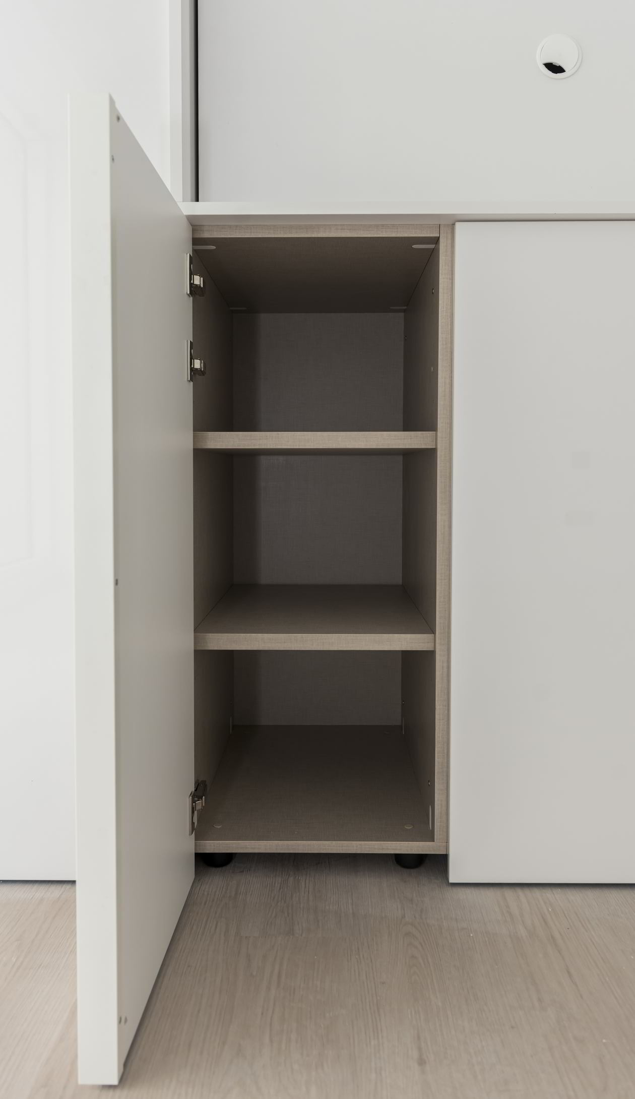 Proiect mobila Dormitor individual, cu dressing, placare perete, Cu tavan barisol, 15m² — foto 6 din 7