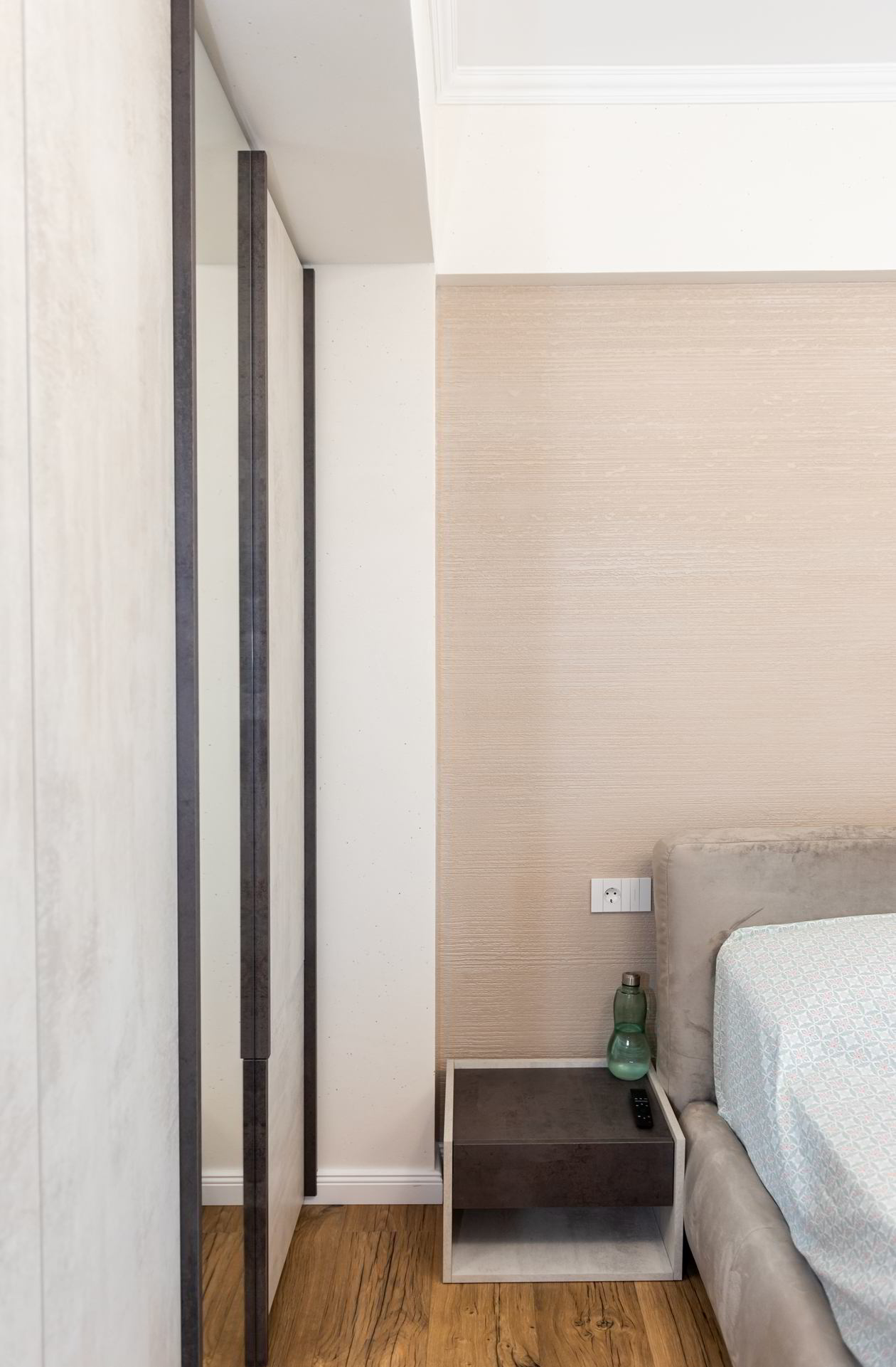 Proiect mobila Dormitor matrimonial, cu dulap pana in tavan, Stanga, realizat 31 August 2022 COD.15547