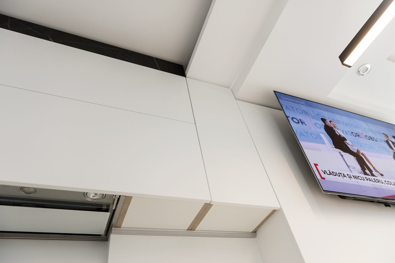 Mobila Bucatarie cu peninsula, pe colt, fara manere, unita cu Living-Room, L 790 x H 250cm — foto 7 din 7