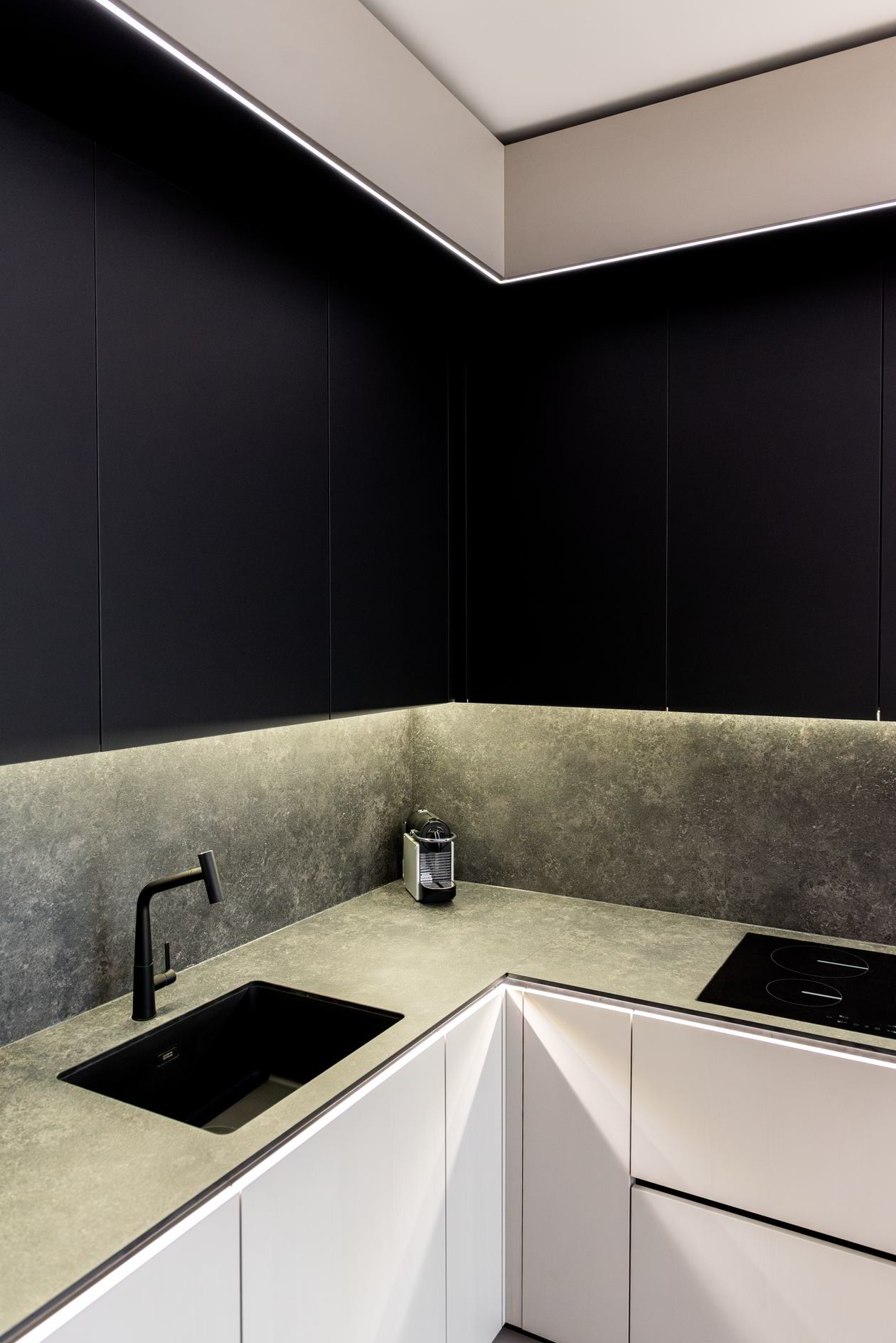 Mobila Bucatarie cu insula, cu masa integrata fixa, BUCO- LIVING, unita cu Living-Room si Hol, 33m², L 1373 — foto 6 din 7