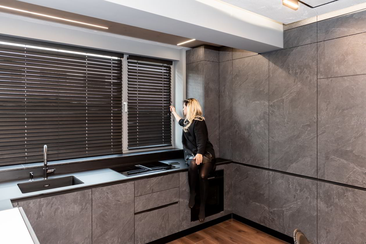 Mobila Bucatarie cu peninsula, pe doi pereti, cu masa integrata extractabila, unita cu Living-Room si Hol, Realizat 07 Septembrie 2023 COD.18291