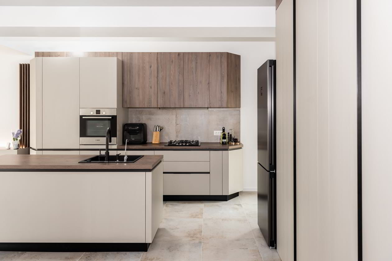 Mobila Bucatarie pe doi pereti, cu insula, cu zona Dining, L 350 Realizat 20 Octombrie 2023 COD.18544