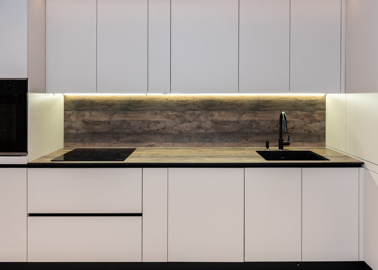 Mobila Bucatarie pe trei pereti, cu peninsula, unita cu Living-Room, L 860 x H 240cm, Realizat 17 Ianuarie 2024 COD.19056