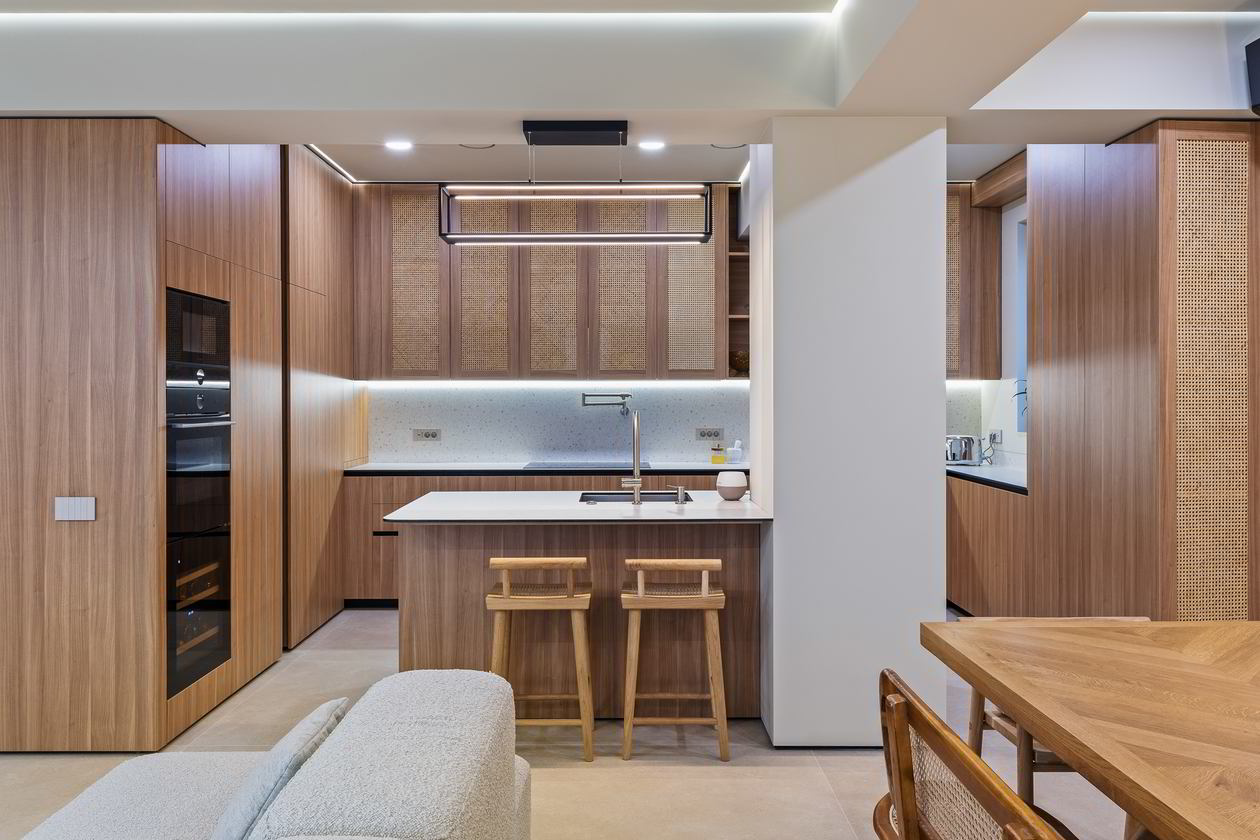 Mobila Bucatarie cu peninsula, pana in tavan, unita cu Living-Room, 27m², Realizat 11 Aprilie 2024 COD.19706