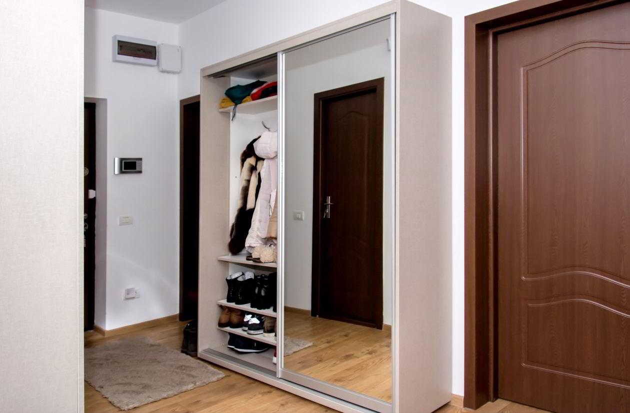Mobila Living 18m², amplasata pe doi pereti, 04 Decembrie 2016 Realizata COD.3548