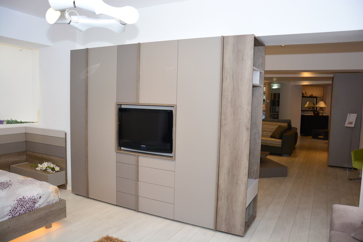 Proiect mobila Dormitor matrimonial, cu pat central, placare perete, 17m², realizat 01 Martie 2016 COD.3818