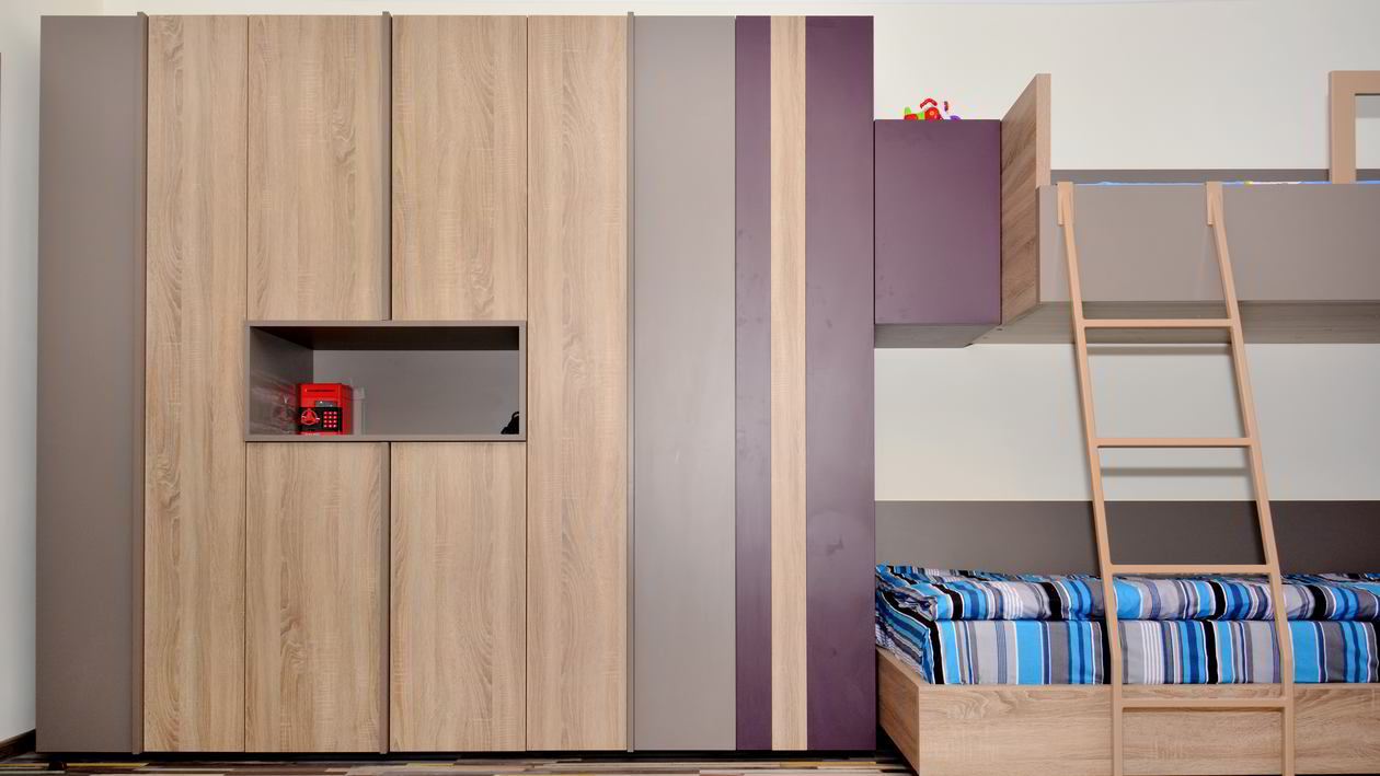 Proiect mobila Camera junior pentru doi copii, cu paturi suprapuse, birou integrat, compozitie mica pentru TV, 20m², realizat 17 Februarie 2015 COD.3945