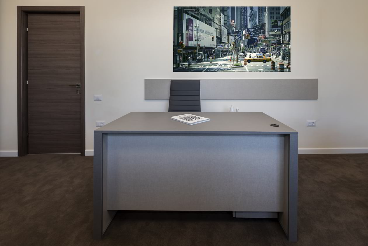 Proiect mobilare Birou operational, cu 4 posturi de lucru, 25 m², Realizat, 24 Mai 2019 COD.6100