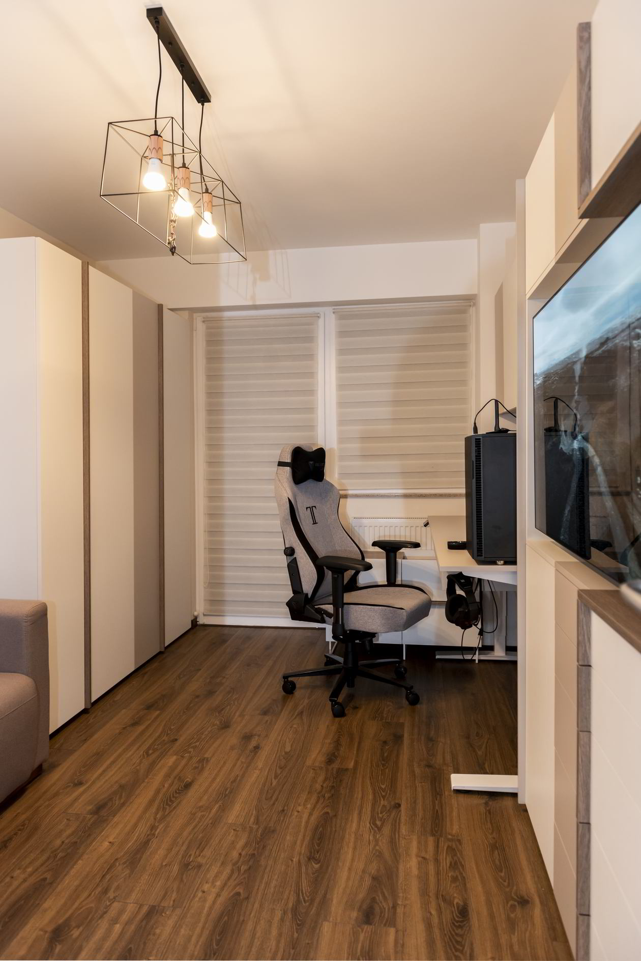 Proiect mobila Birou acasa, cu dulap, placare perete, comoda cu usi si sertare, birou, 13m², Realizat, 03 Septembrie 2019 COD.6362