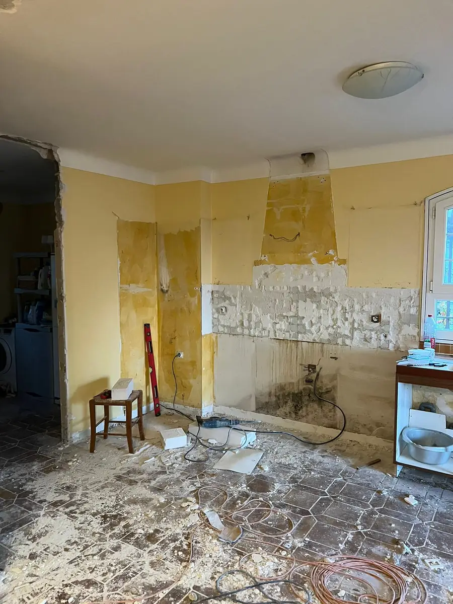 Spațiul în construcție, primit inițial de la client