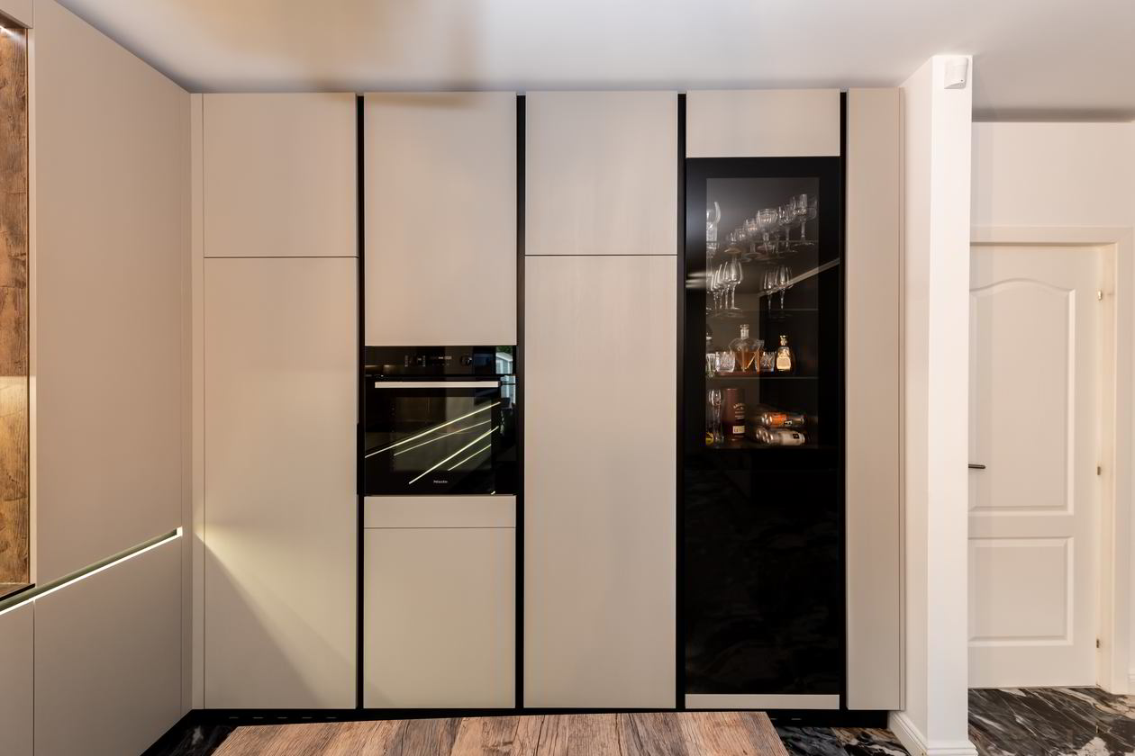 Mobila Bucatarie pe colt, pana in tavan, fara manere, cu masa integrata fixa, BUCO-LIVING, unita cu Living-Room, L 1250 x H 260cm, Realizat 27 Mai 2023 COD.17241