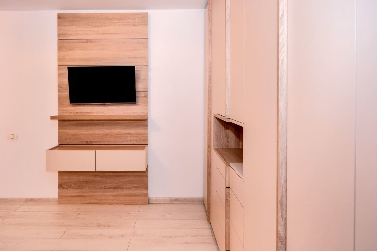 Proiect mobila Dormitor matrimonial, cu dulap pana in tavan, pat central, compozitie mica pentru TV, 16m², realizat 10 Mai 2017 COD.4208