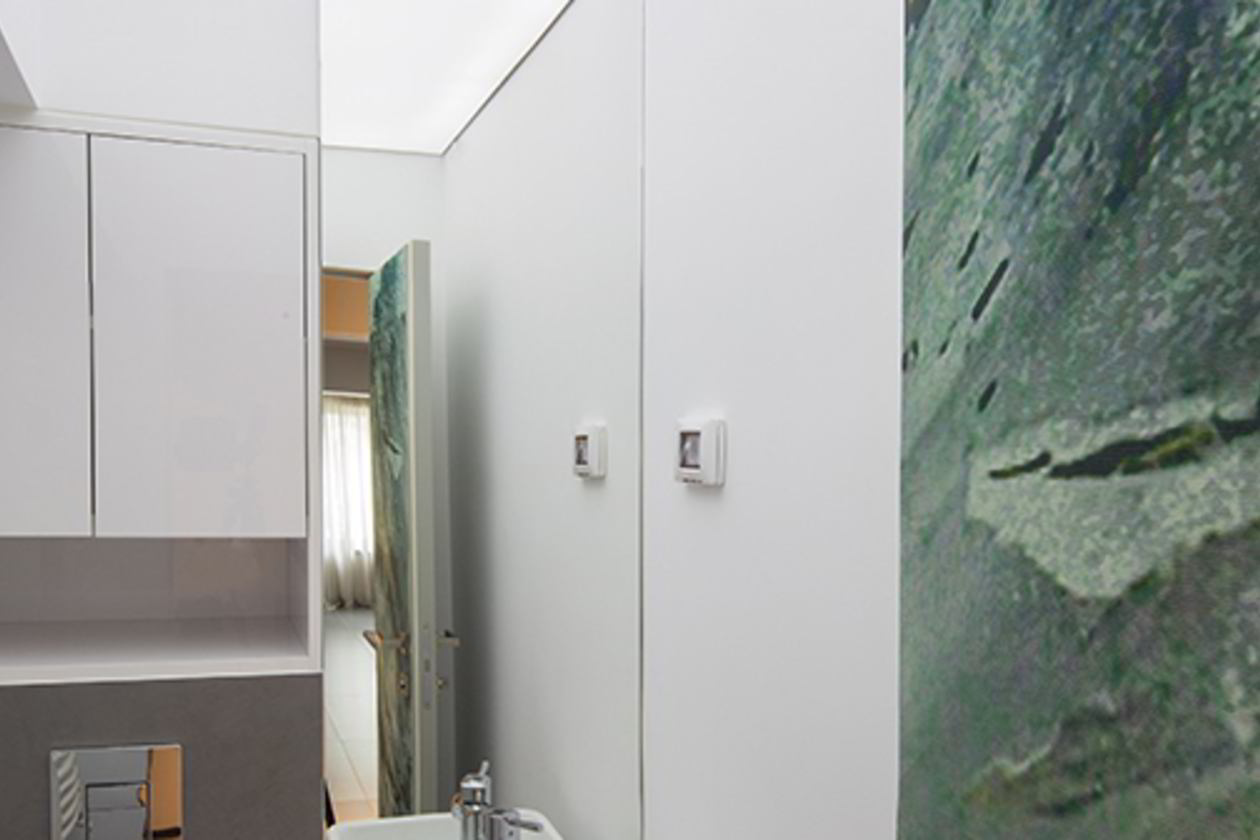 Proiect mobila Baie oaspeti, cu dulap suspendat, oglinda, 3m², realizat 28 Septembrie 2015 COD.5530