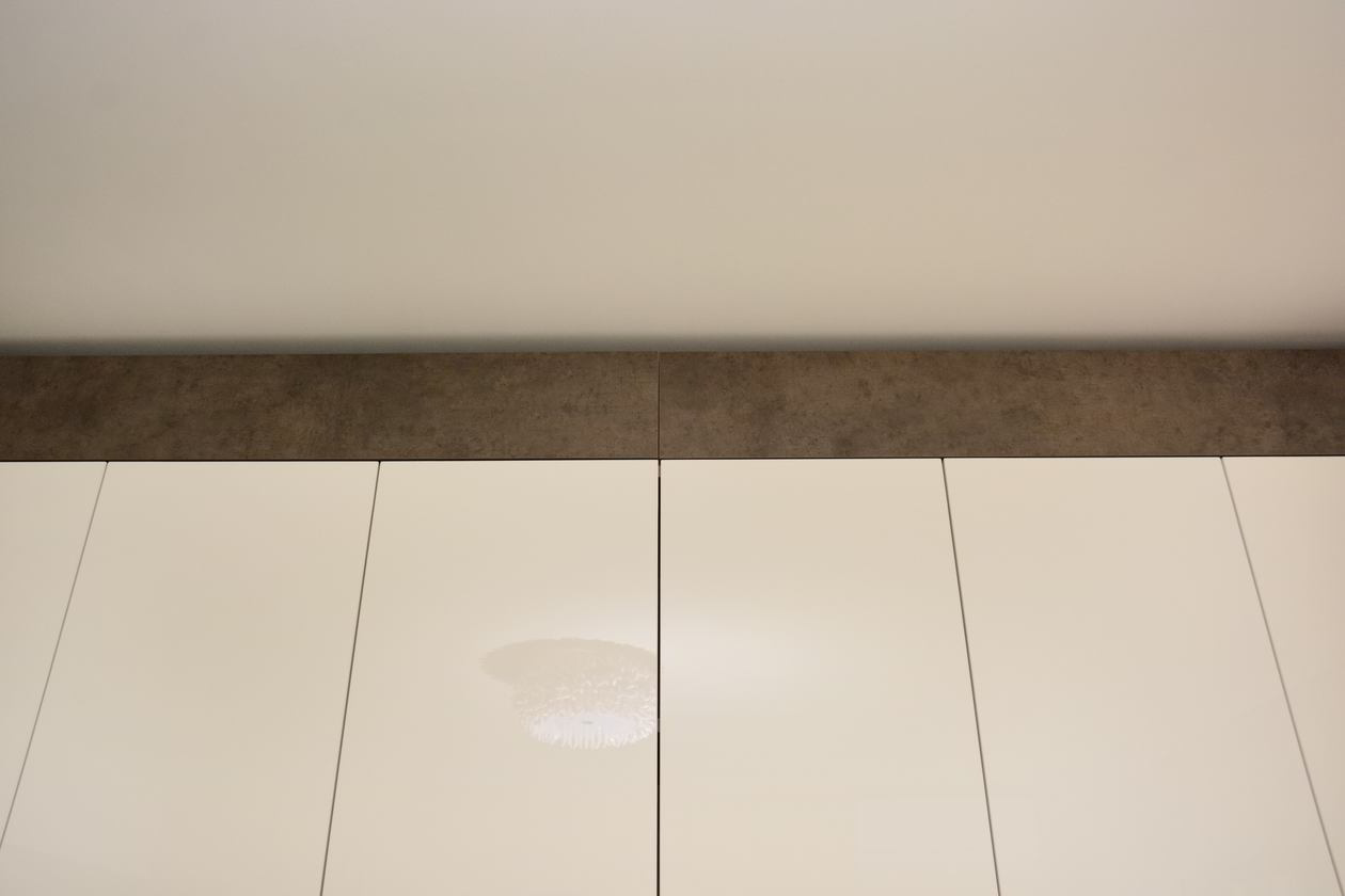 Proiect mobila Living pe un perete, pana in tavan, unit cu Bucatarie, 24m², L 578 x H 578cm, realizat 30 August 2019 COD.6427
