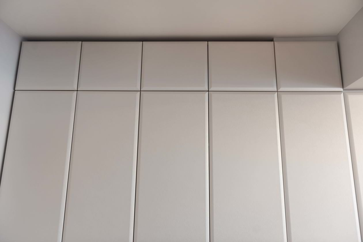 Proiect mobila Living pana in tavan, partial suspendat, 20m², realizat 19 Octombrie 2019 COD.6574