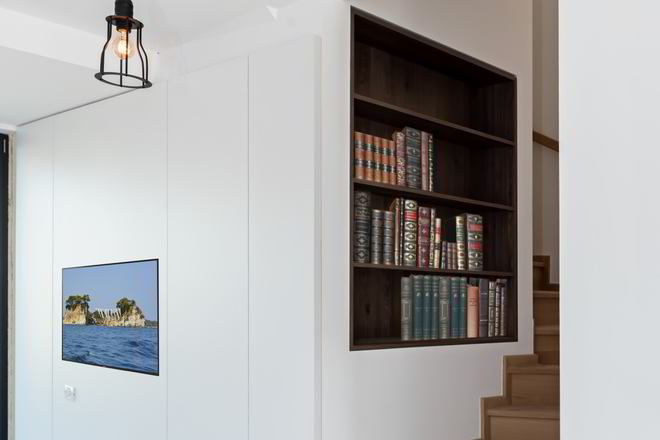 Mobila Living unit cu Bucatarie, Hol si Casa scarii, 25m², compozitie pe colt, pana in tavan — foto 3 din 7