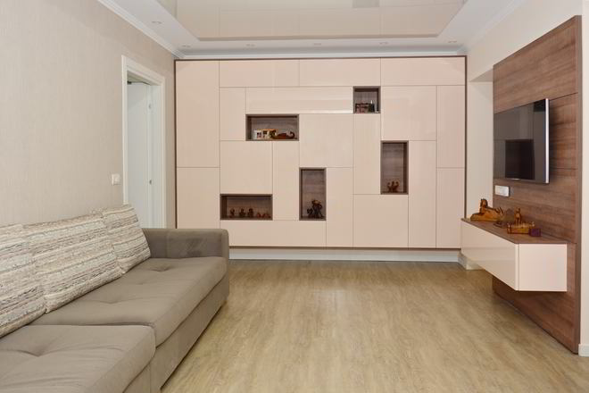Mobila Living unit cu Bucatarie si Hol, 25m², amplasata pe trei pereti, partial suspendata — foto 2 din 6