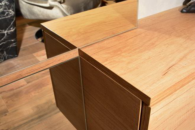 Proiect mobila Hol in Open Space, unit cu Living-Room si Bucataria, cu comoda integrata, sistem inchidere cu usi batante, 5m² — foto 6 din 7